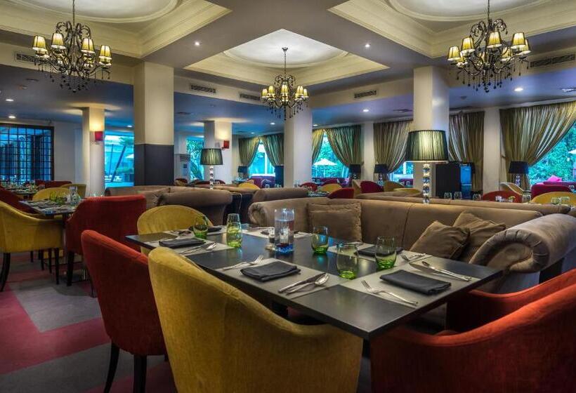 בית מלון כפרי Grandkemang