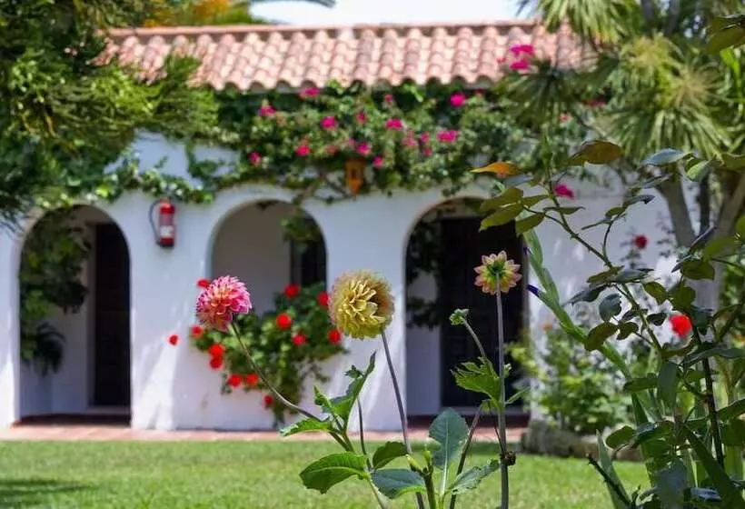 酒店 Hostal El Capi