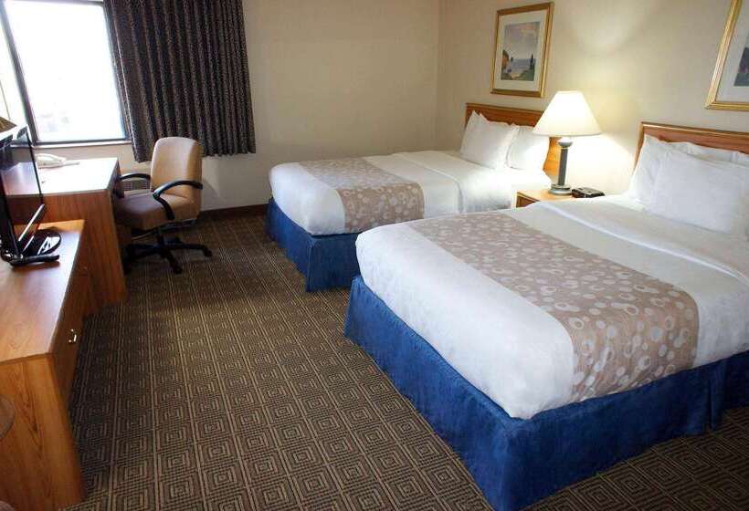 酒店 Days Inn By Wyndham Pleasant Prairie Kenosha