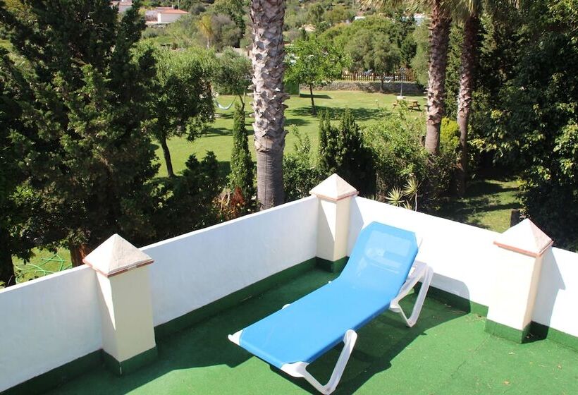 Отель La Torre   Playa Valdevaqueros