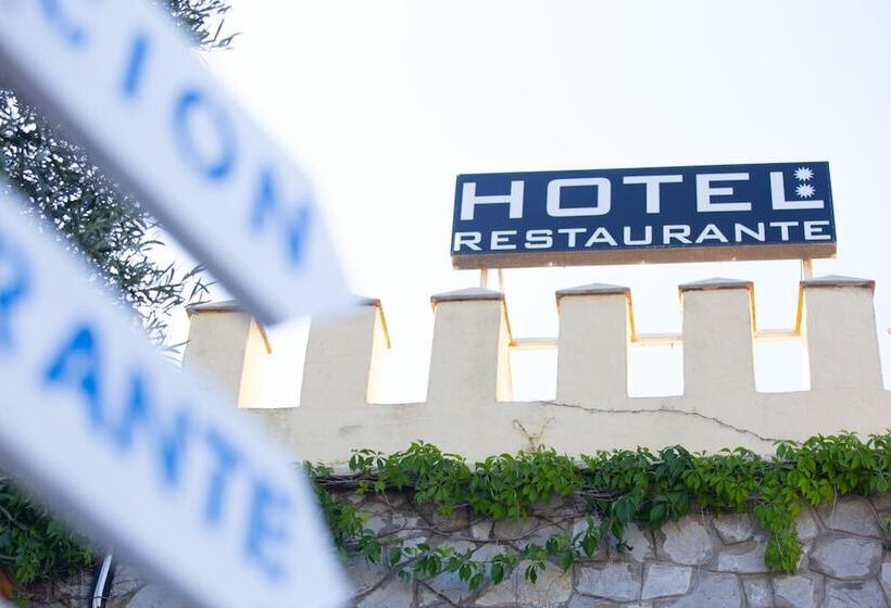 Отель La Torre   Playa Valdevaqueros