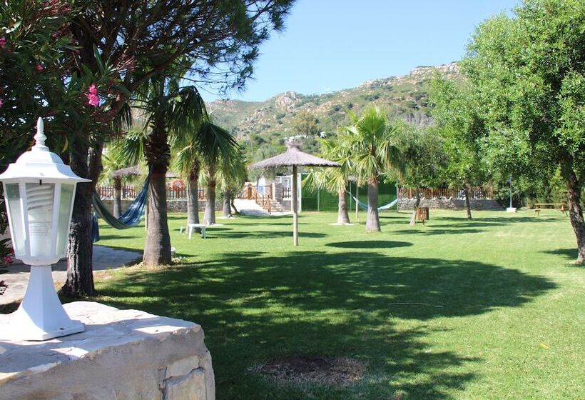 Отель La Torre   Playa Valdevaqueros