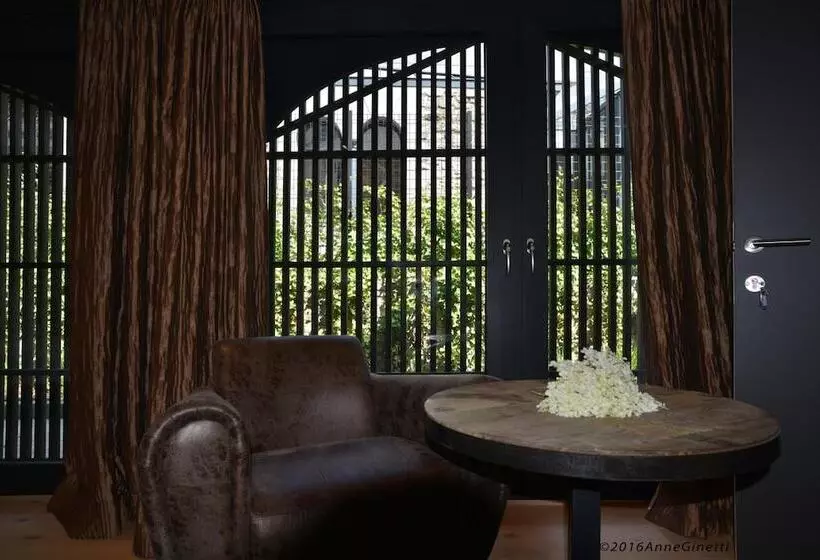 هتل Hôtel Le Manoir