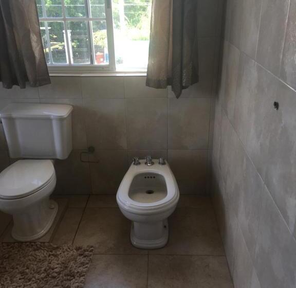 هتل Retreat Guest House