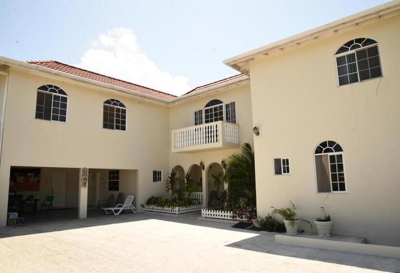 هتل Retreat Guest House