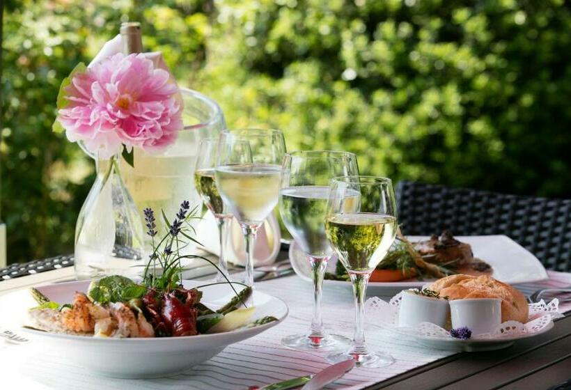 ホテル Steineweiher