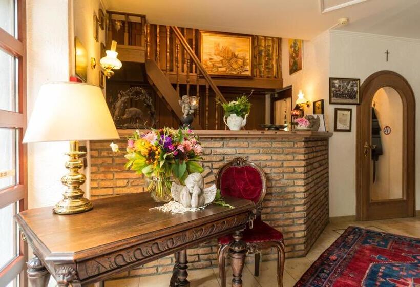 ホテル Steineweiher