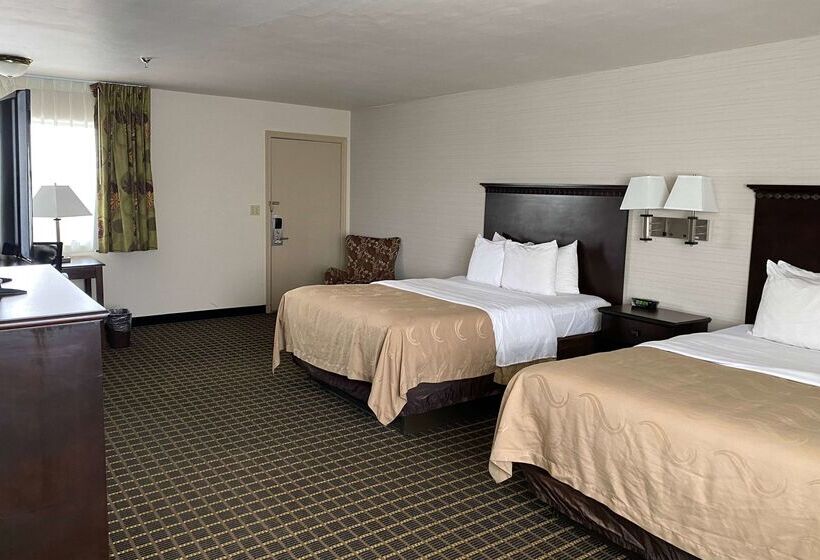 ホテル Wingate By Wyndham Gunnison Near Western Colorado University