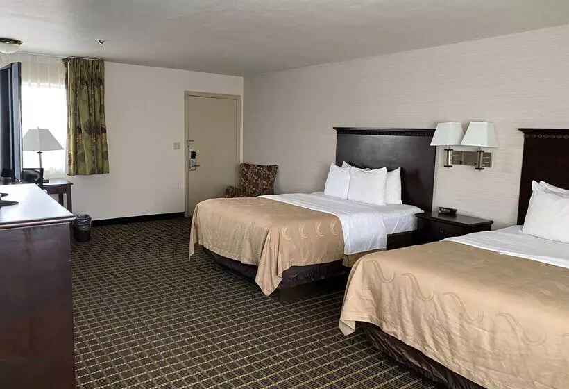 ホテル Wingate By Wyndham Gunnison Near Western Colorado University