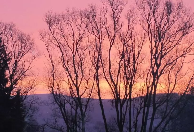 Мотель Val De L Our