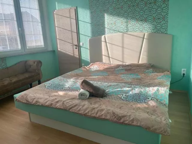 تختخواب و صبحانه Room Oaza Miru