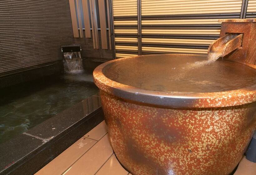 Apa Hotel Osaka Temmabashi Ekimae