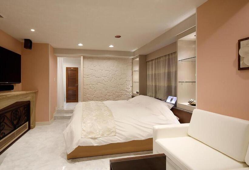 בית מלון כפרי Birthday 楠店