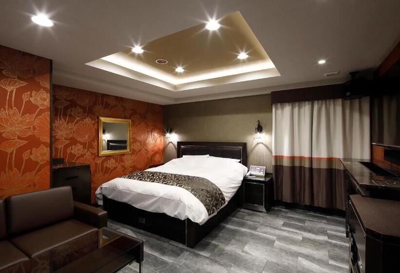 בית מלון כפרי Birthday 楠店