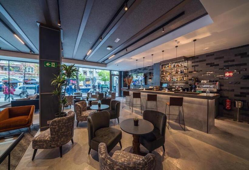 فندق Catalonia Gran Vía Bilbao