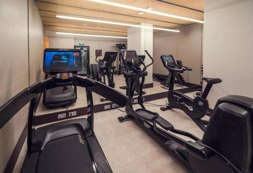 ホテル Catalonia Gran Vía Bilbao