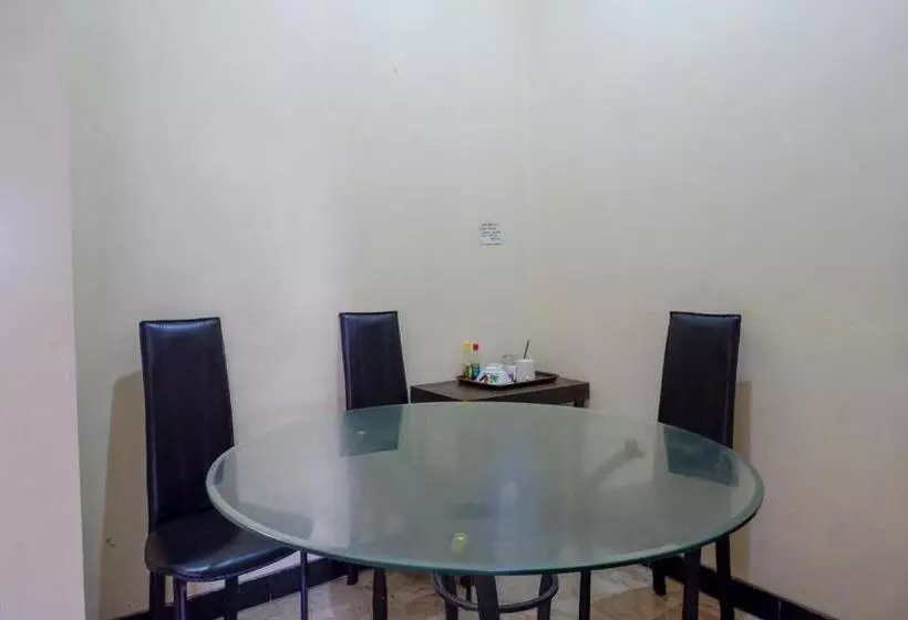 Hotelli Koolkost Near Kawasan Simpang Lima Semarang