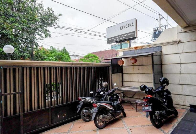 Otel Koolkost Near Kawasan Simpang Lima Semarang