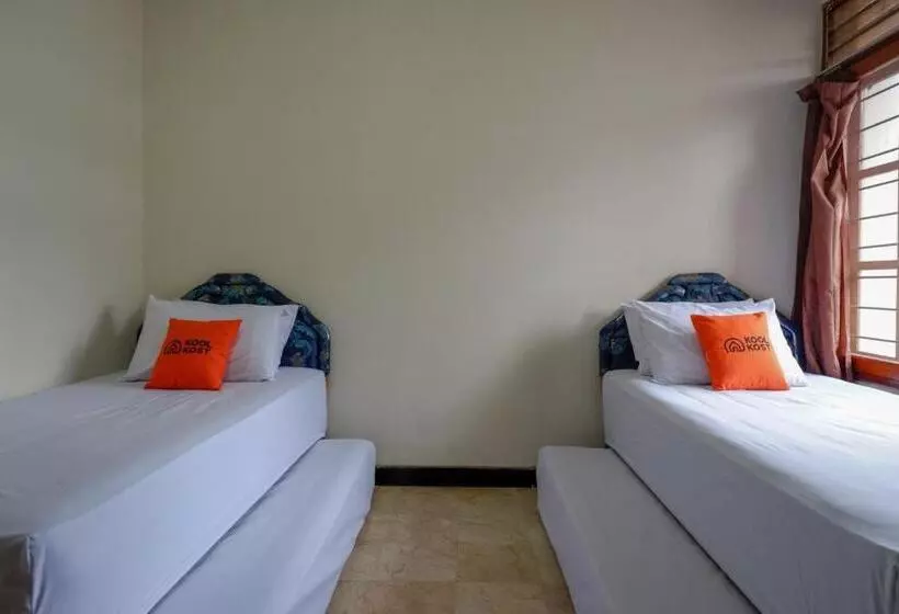 Hotelli Koolkost Near Kawasan Simpang Lima Semarang