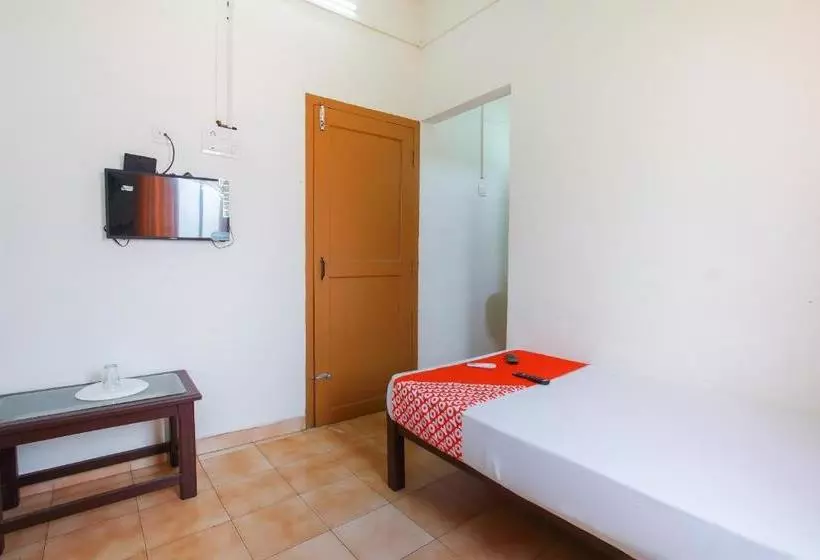 هتل Oyo 38562 Delma Residency