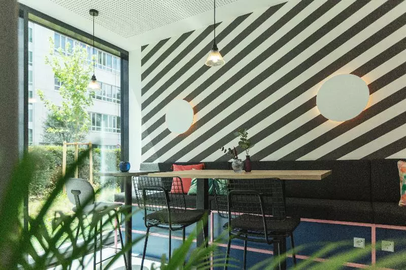 Hotelli Holiday Inn   The Niu, Belt Frankfurt Eschborn, An Ihg