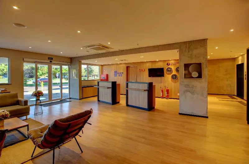 ホテル Transamerica Fit Rondonopolis