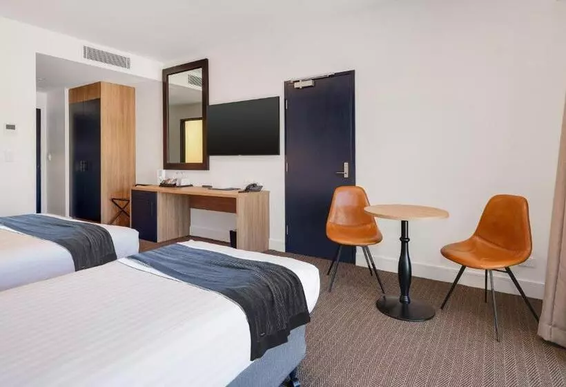 مُتل Springs Newcastle