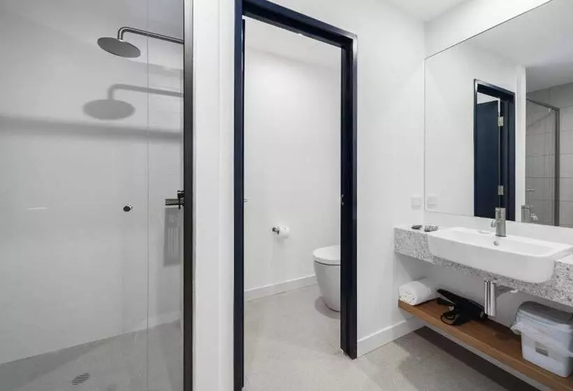 مُتل Springs Newcastle