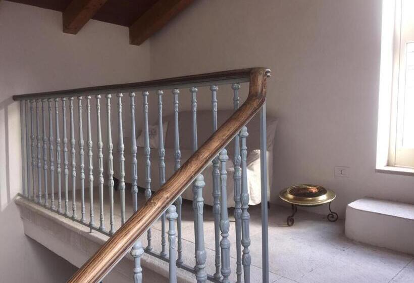 Palazzo Romanelli B&b