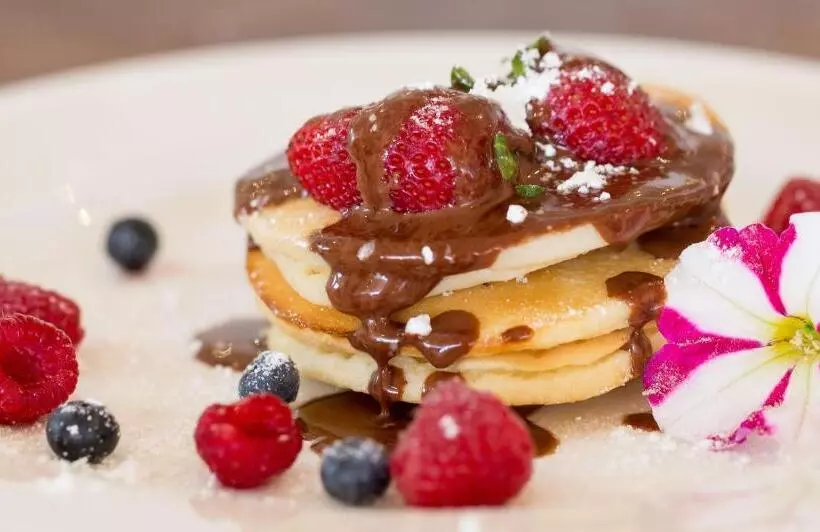 Majatalo Waves Of Grace Seafront Villa