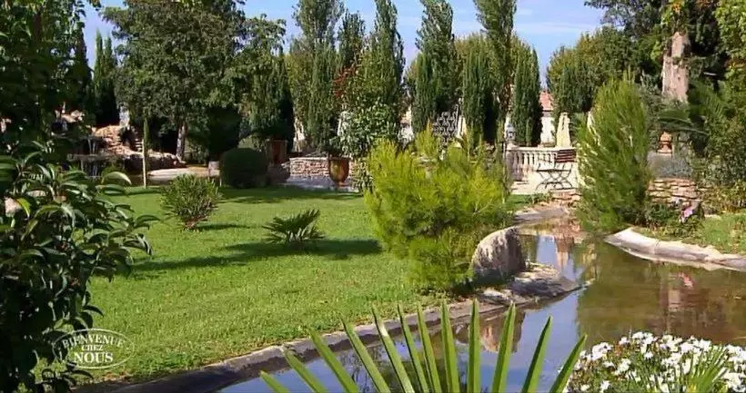 تختخواب و صبحانه Château Des Fontaines