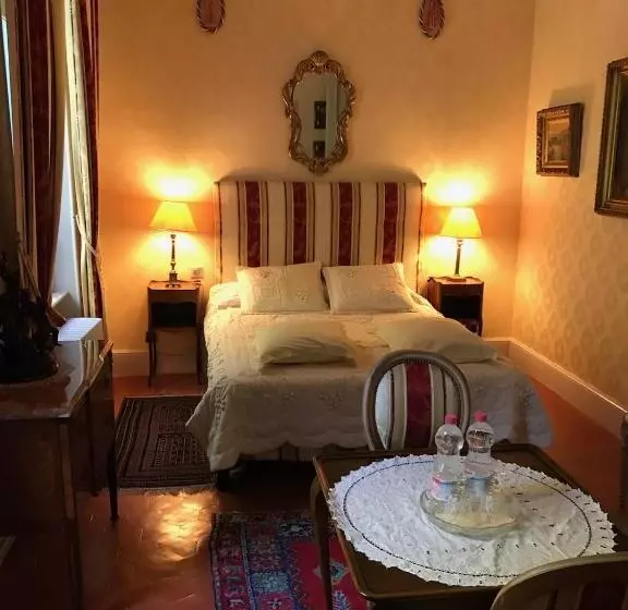 تختخواب و صبحانه Château Des Fontaines