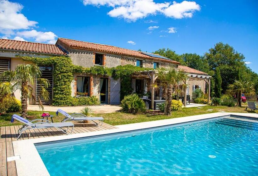 住宿加早餐  Le Mas Des Roches Proche Puy Du Fou