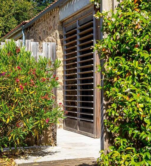 住宿加早餐  Le Mas Des Roches Proche Puy Du Fou