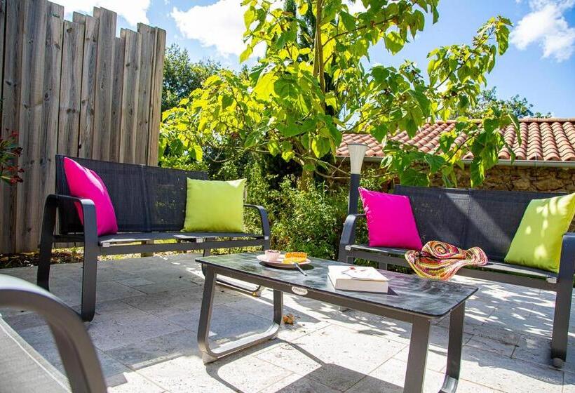 住宿加早餐  Le Mas Des Roches Proche Puy Du Fou