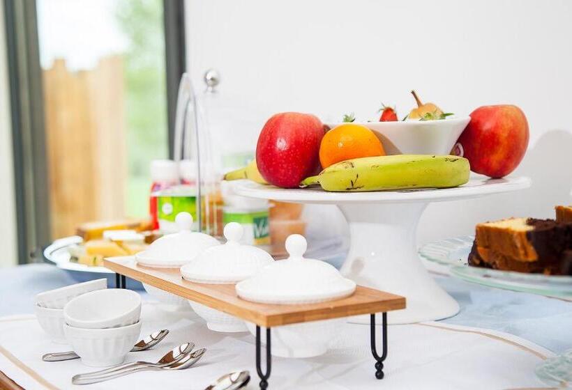 住宿加早餐  Le Mas Des Roches Proche Puy Du Fou