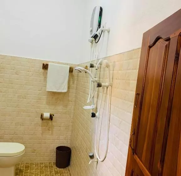 ホテル Chithru Bay Rooms & Hostel