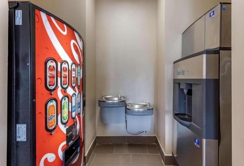 호텔 Comfort Inn & Suites Greenville I70