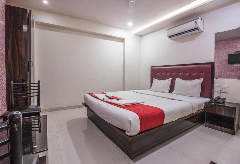 Hotel Mantra Residency