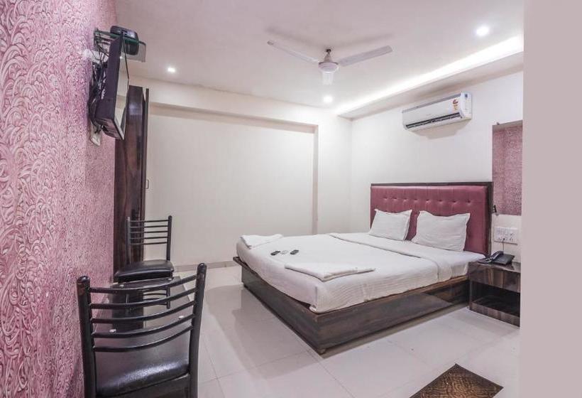 Hotel Mantra Residency