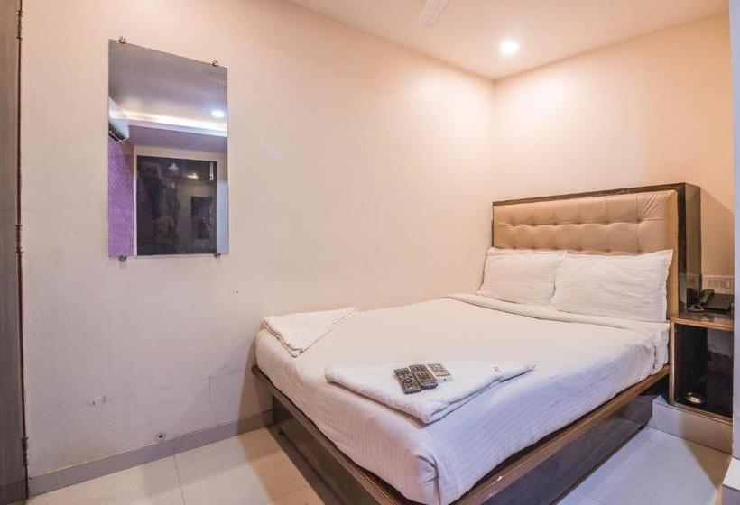 Hotel Mantra Residency