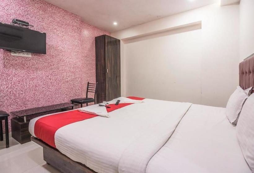 Hotel Mantra Residency