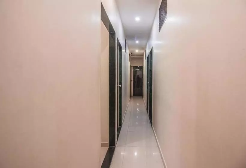 ホテル Mantra Residency