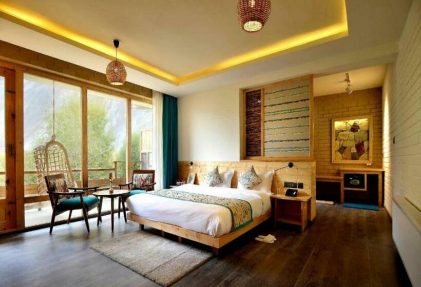 فندق Stone Hedge