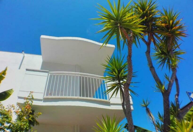 酒店 Villa Cesare B&b