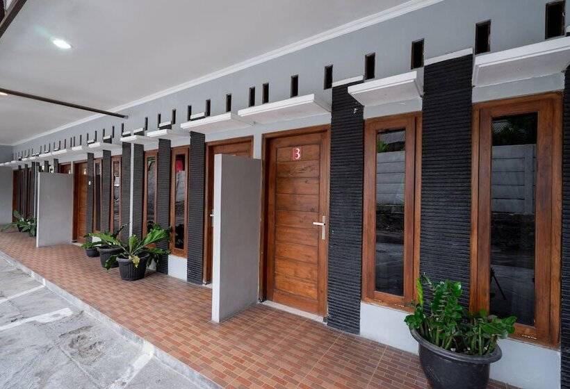 בית מלון כפרי Wisma Putra Jaya