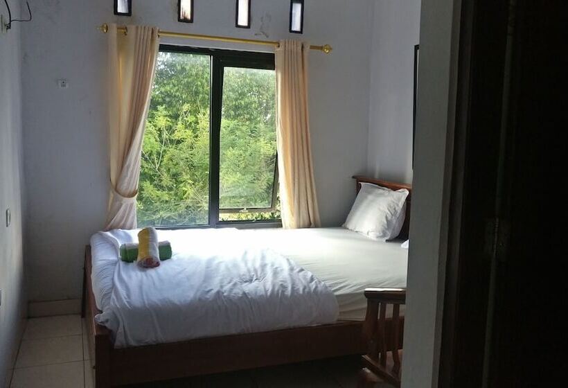 בית מלון כפרי Wisma Putra Jaya