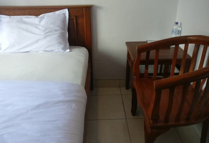 בית מלון כפרי Wisma Putra Jaya