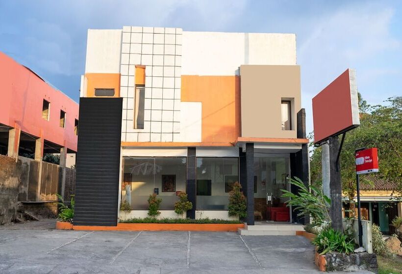 בית מלון כפרי Wisma Putra Jaya