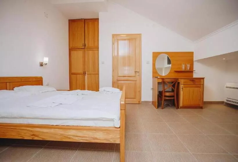 پانسیون Eco Winery Lipovac Apartments